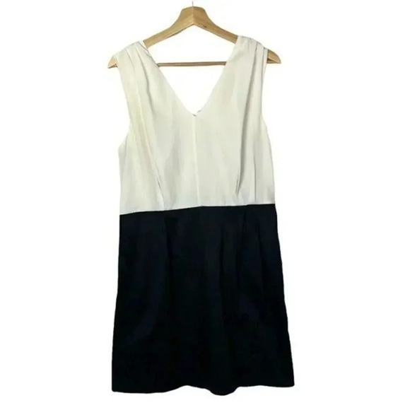 Express White & Black Contrast Pencil Knee Length Dress 12 - Picture 1 of 5